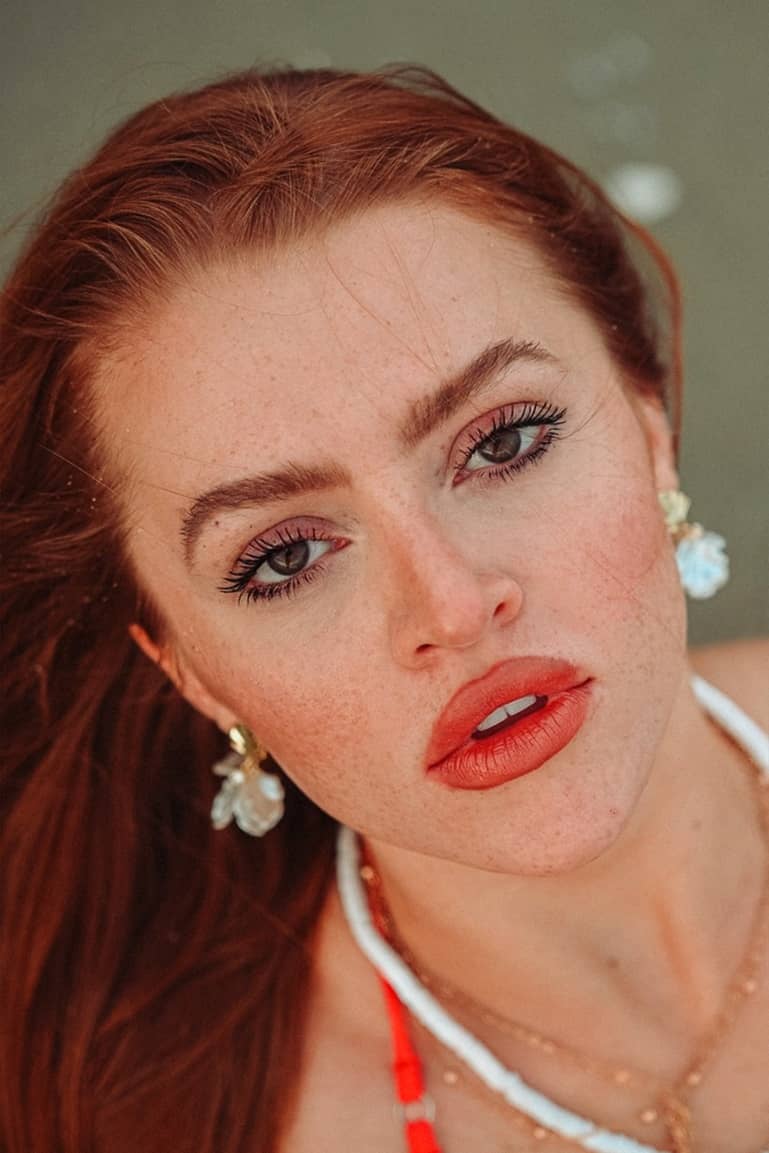 Olga Rossa outdoor modelling shoot, candid portrait